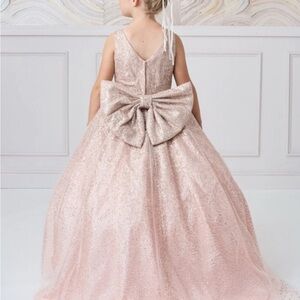 Tip Top Kids Sparkling Rose Gold Pink Bow Dress size 6